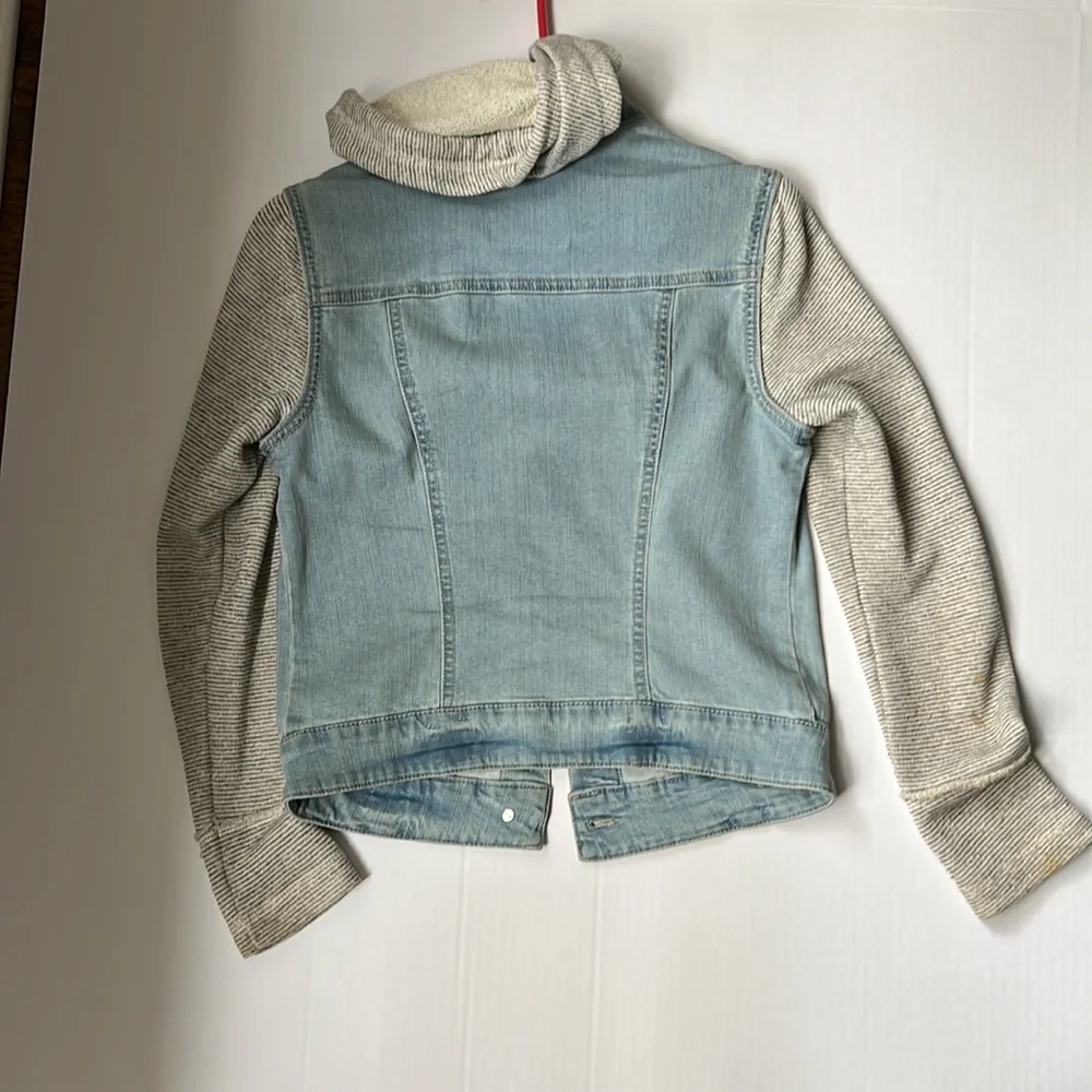 Jean jacket - Picture 2 of 2